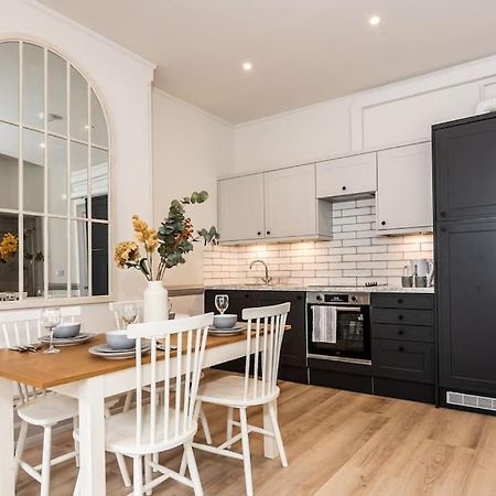 Апартаменты 3 Castle Mews Солсбери Экстерьер фото