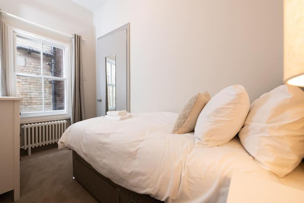 Апартаменты 3 Castle Mews Солсбери Экстерьер фото